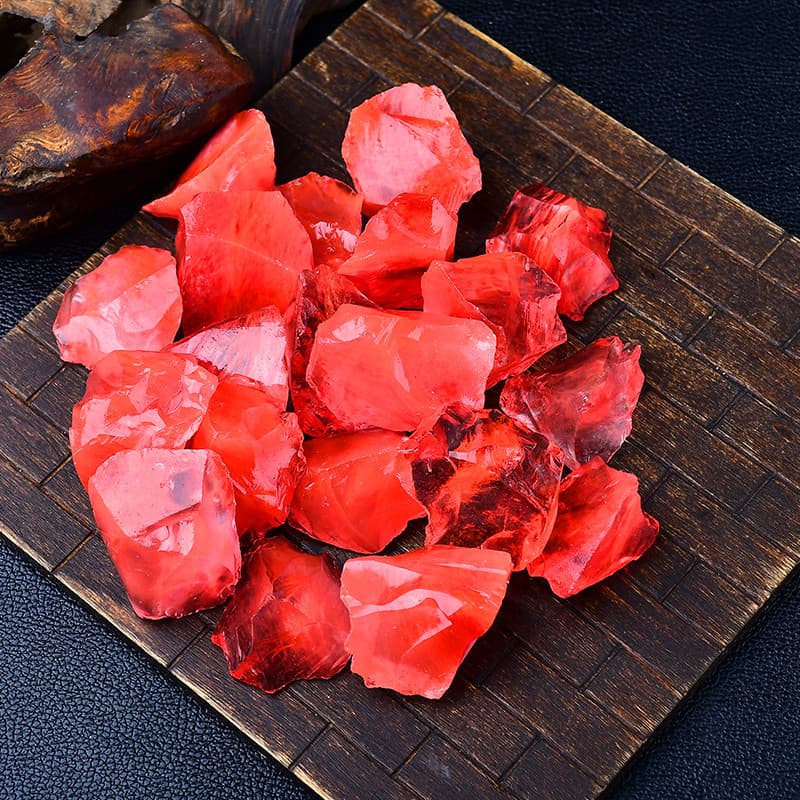 Wholesale Natural Red Crystal Raw Stone Crushed Aroma Diffuser Stone Scented Stone Smelting Crystal for Home Office Decoration