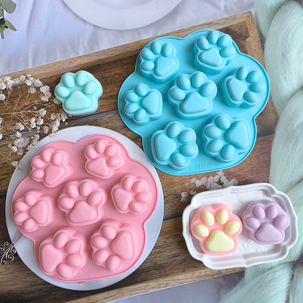 7-cavity cat paw 230 candy chocolate silicone mold for baking, cookies, cakes, decoration, ice cube trays, pudding molds