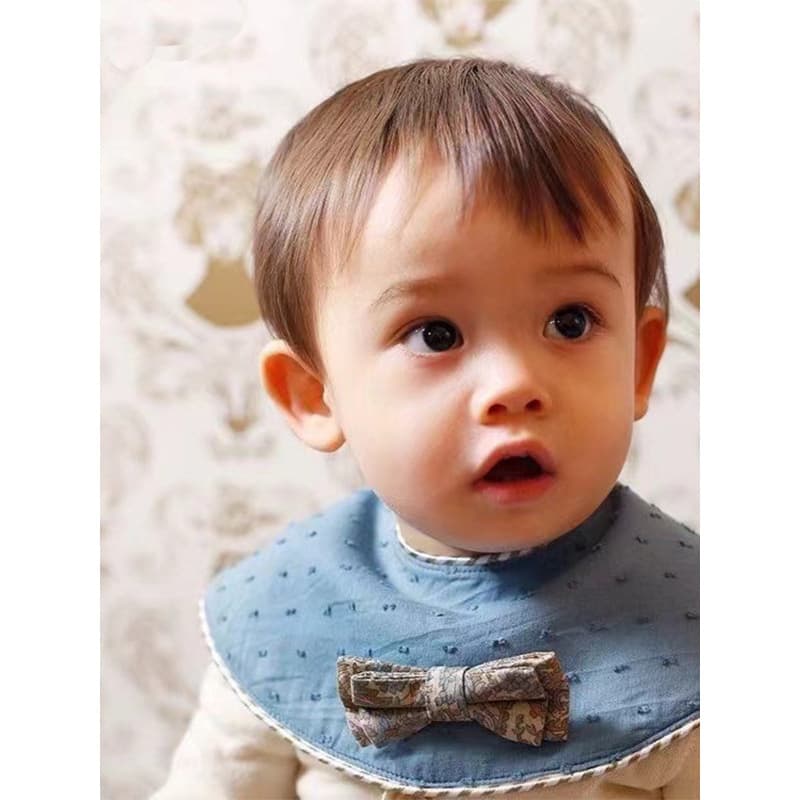 Baby saliva towel 2025 new gentleman's bow tie style children's bib anti-dirty anti-vomiting baby cotton bib