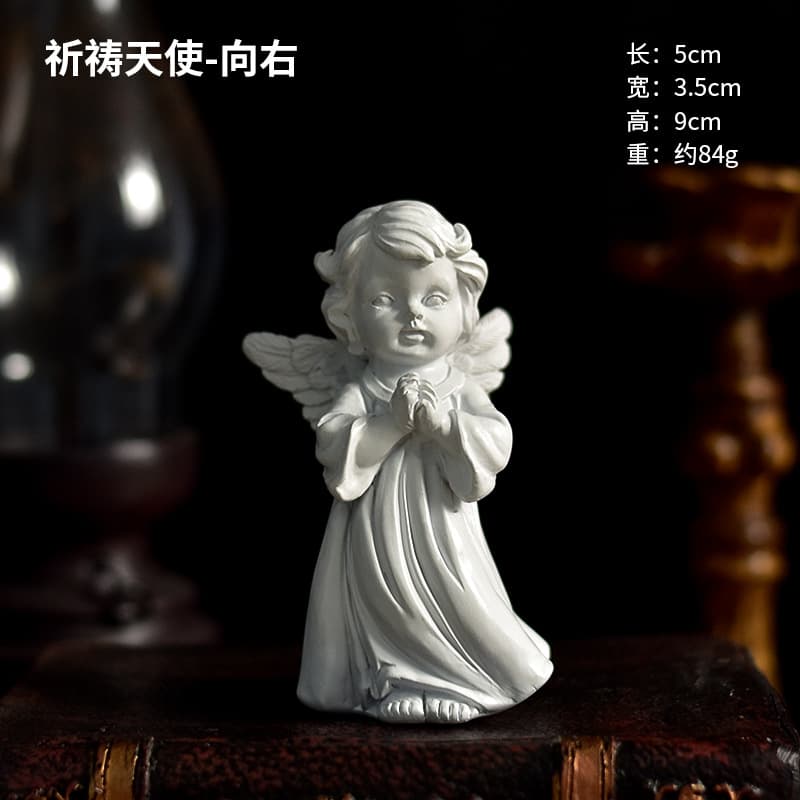 Figurine Resin Girl Heart Sculpture Desktop Small Decoration Ornament Angel Cute European Retro Flower Fairy
