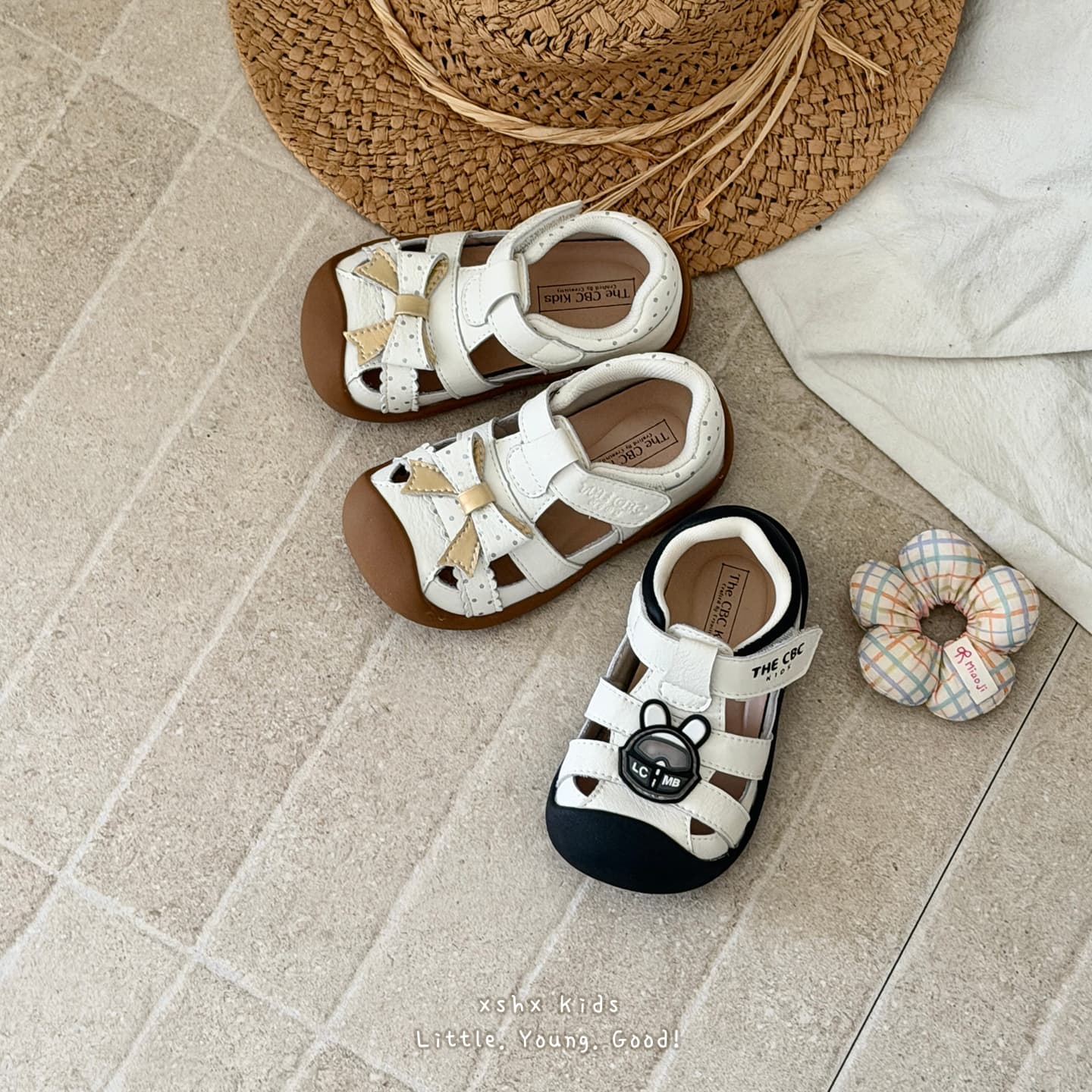 XSHX Genuine Leather | Children's Boys and Girls Stain-Resistant White Functional Sandals with Toe Cap, Anti-Kick, Stable Heel, and Anti-Slip for Spring and Summer