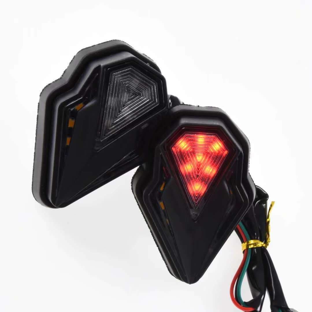 Motorcycle LED turn light modified turn light large displacement turn light signal indication two-color two-color running light