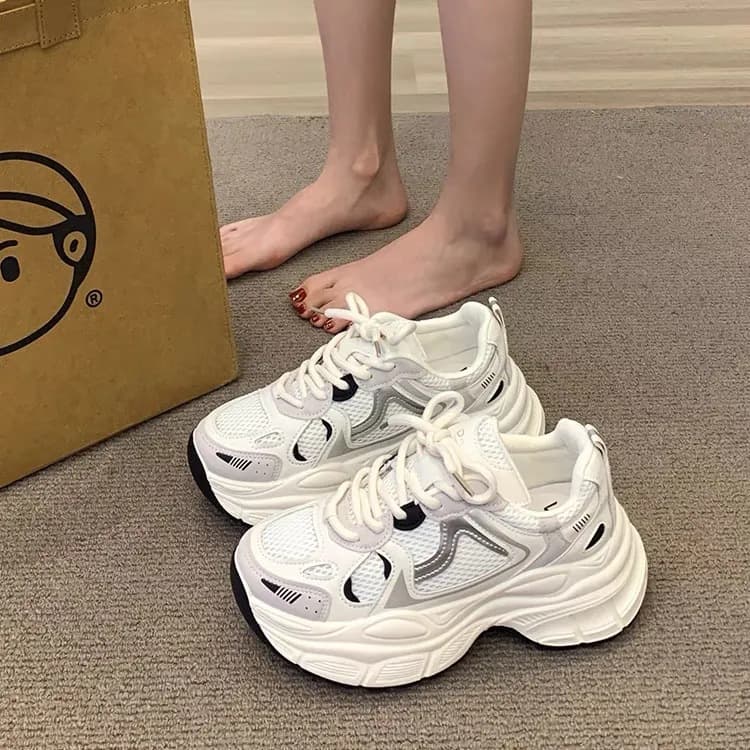 Versatile White Chunky Sneakers Thick Sole Makes Feet Look Smaller 2025 New Spring Hot Trend Breathable Mesh Dad Shoes for Women