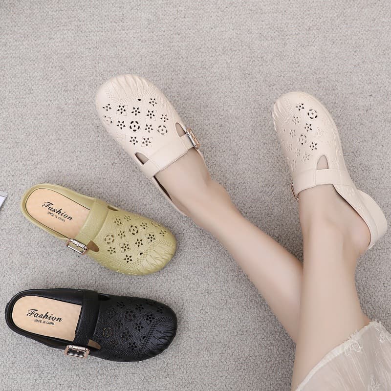 New Flat Non-Slip Closed-Toe Slippers for Middle-Aged Women, Leather Mid-Heel Hole Sandals, Outdoor Ladies' Slippers