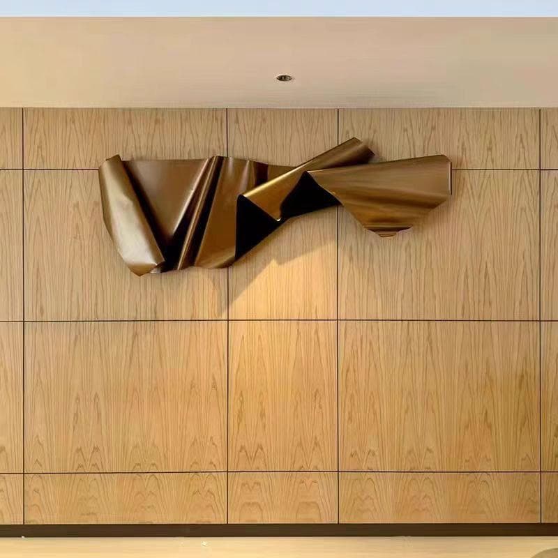 Metal Vintage 3D Geometric Sculpture Wall Decor Hanging Art Piece for High-End Hotel Wall Decoration