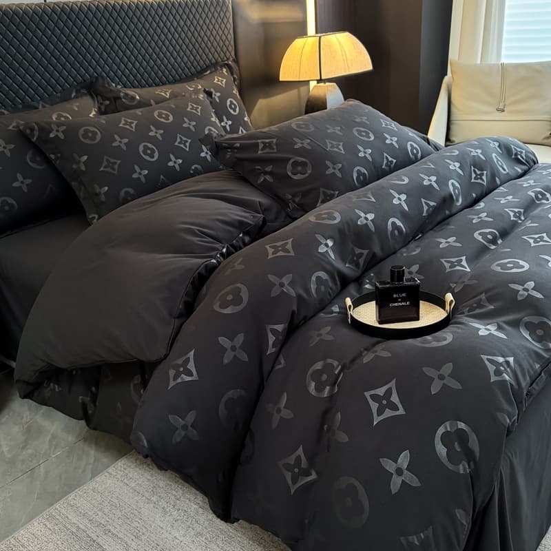 2025 New Black 4-Piece Washed Cotton Brushed Bed Sheet Set with Fitted Sheet, Men's Premium Bedding