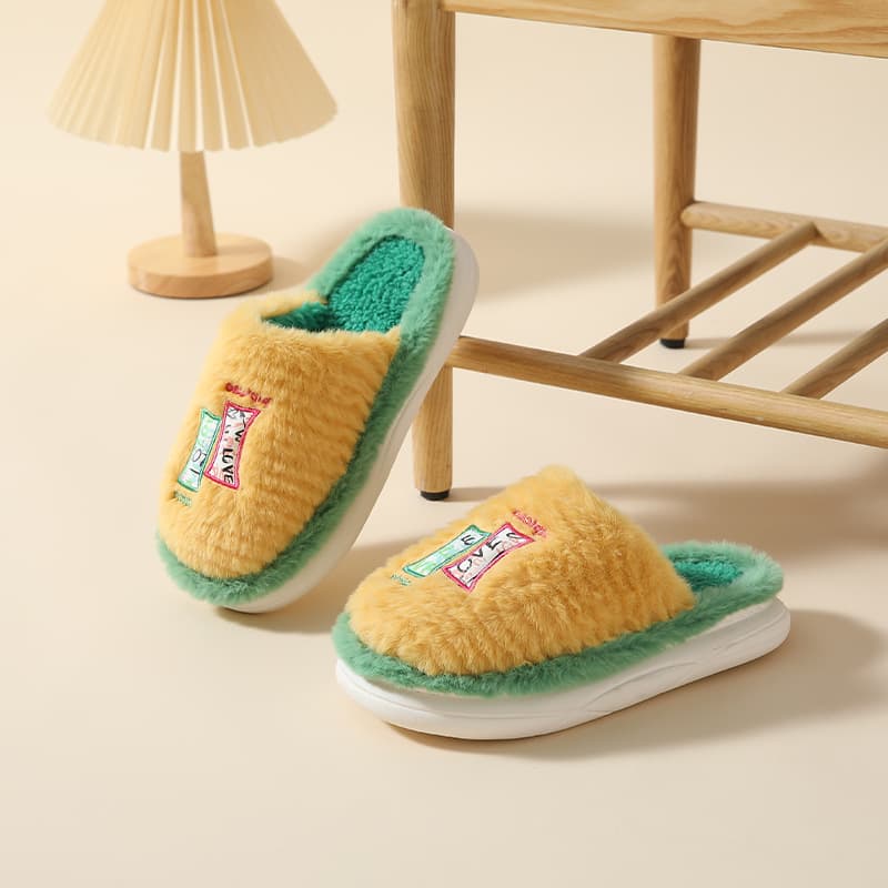 Autumn and winter new Baotou furry slippers for women plus velvet to keep warm home cotton slippers soft sole anti-slip couple style