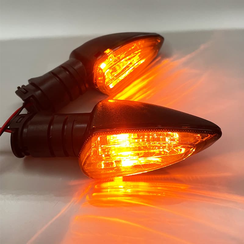 Factory Direct Fit for Yamaha Motorcycle NVX155Y 15ZR135LC Aerox155 12V Turn Signal Light