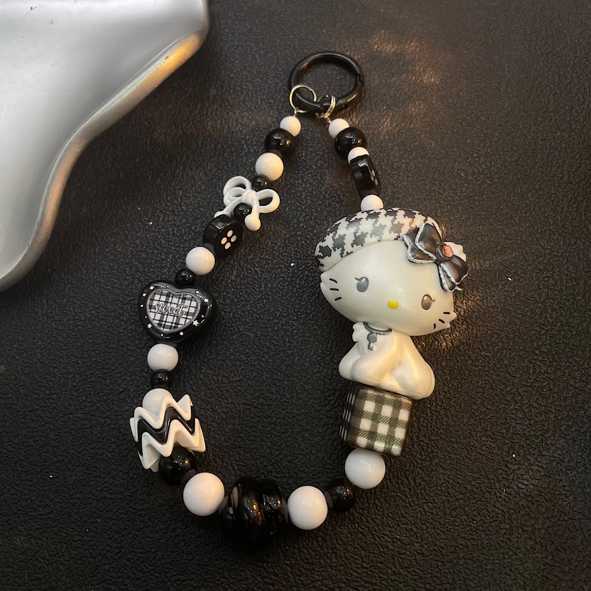Katie ins cartoon cute beaded pendant hanging chain bag pendant best friend gift gift lanyard wrist