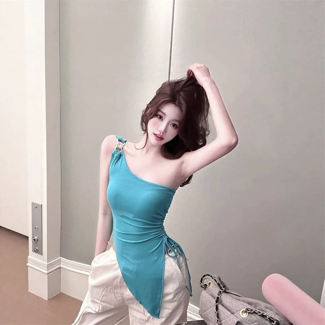 2026 New Rayon Metal Buckle Off-Shoulder Backless Vest with Padded Cups, Slim Fit Strappy Top Sexy Backless