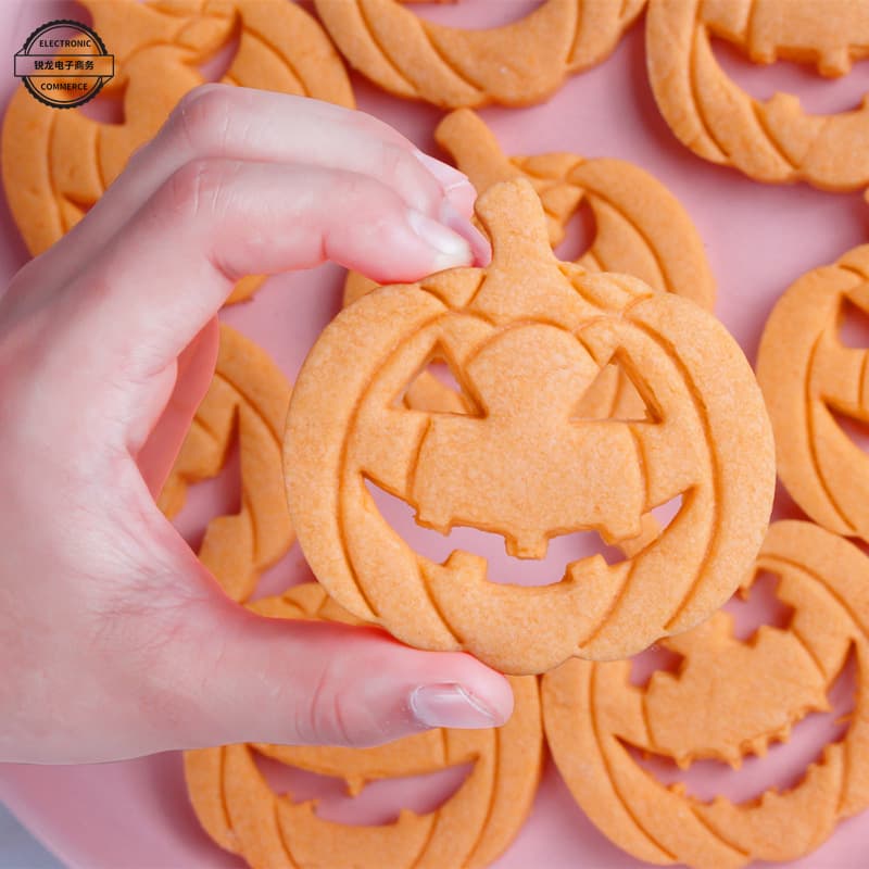 Halloween Cookie Mold Cake Baking Fondant Home 3D Cookie Stamp Press Hollow Pumpkin Head