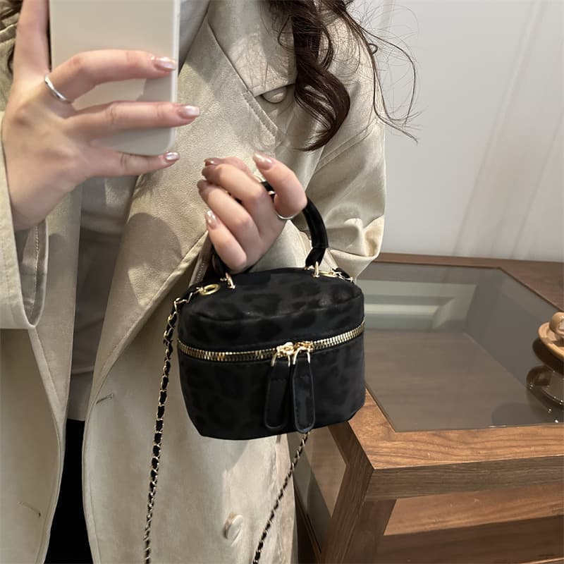 New Fashion Diamond Quilted Chain Bag Trendy High-End Shoulder Bag Stylish Crossbody Bag Chic Small Square Bag