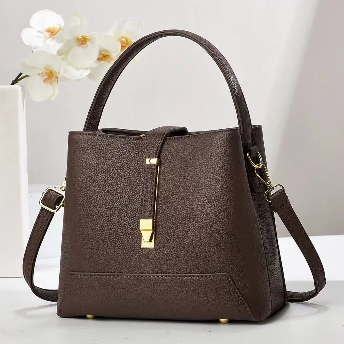 Manufacturer's foreign trade bag women's 2025 new portable handbag Korean style textured one-shoulder glossy cross-body bag women's fashion