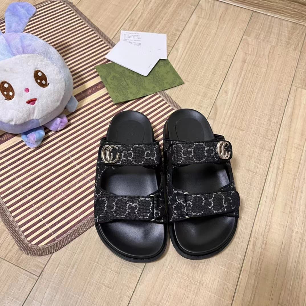 Cross-border Trade Style G-brand Velcro Thick Sole Comfortable Versatile Women's Beach Sandals with Letter Two-Strap Casual Flat Sandals