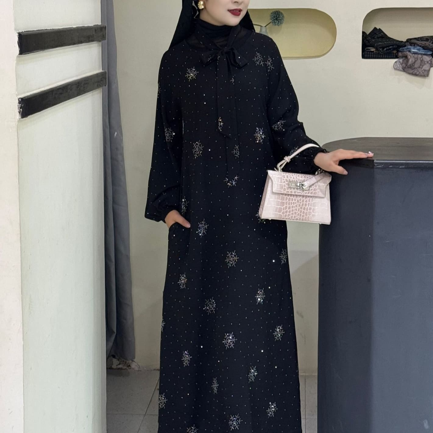 Source Factory Cross-Border Women's Ice Silk Crepe Rhinestone Snowflake Round Neck Pocket Puff Sleeve Belt Dress