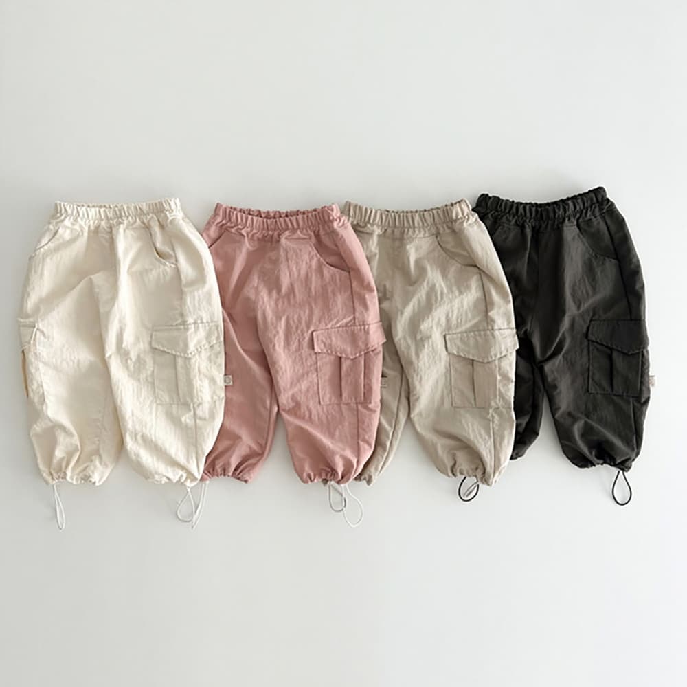 26 spring new children's pants ins Korean style children's trousers loose outer wear trendy brand solid color children's overalls