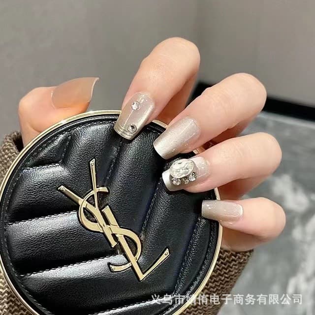 New Ice-Transparent Cat Eye Diamond-Studded Bling Pure and Simple Handmade Press-On Nails Pre-Made Nails 30 Pieces Nail Art Wholesale