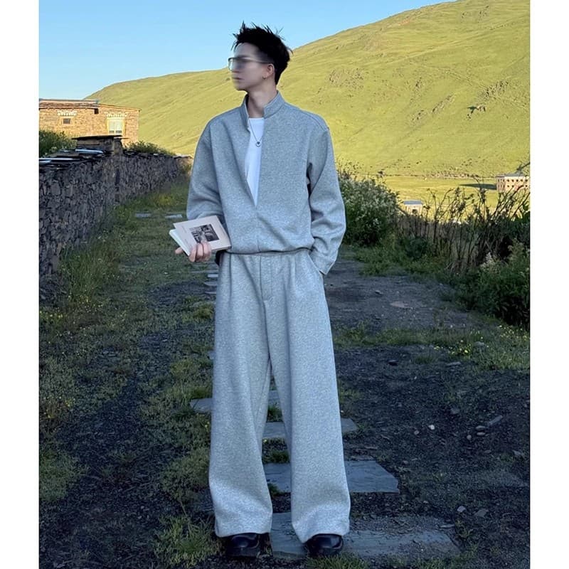 Gray American Sports Sweatshirt Suit for Men in Autumn, a Set with Handsome, Lazy Style and Relaxed Casual Wear