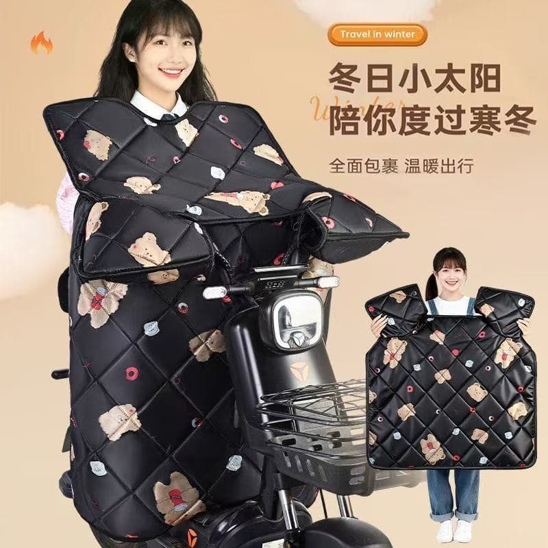 All-Season Fleece-Lined and Thickened Windshield Cover for Electric Scooters, Waterproof, Sunproof, and Windproof for Battery-Powered and Three-Wheeled Vehicles