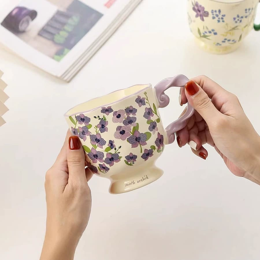 Creative Ceramic Mug Large Capacity Cute Cup for Women High Aesthetic Gift Birthday Present Water Cup Coffee Cup