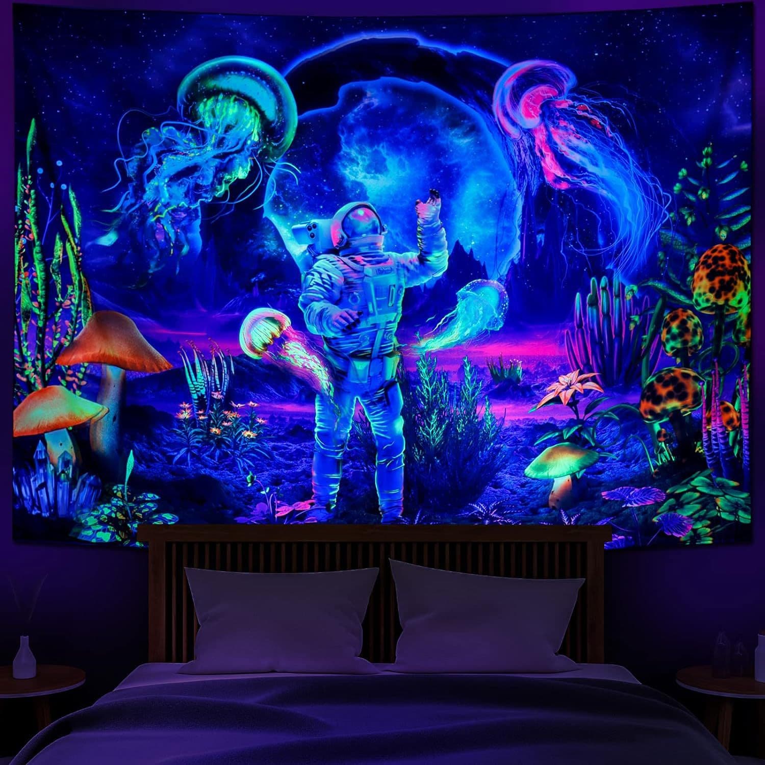 Glow-in-the-dark Tapestry, Bohemian Home Decorative Wall Hanging for Amazon, Direct Factory Source