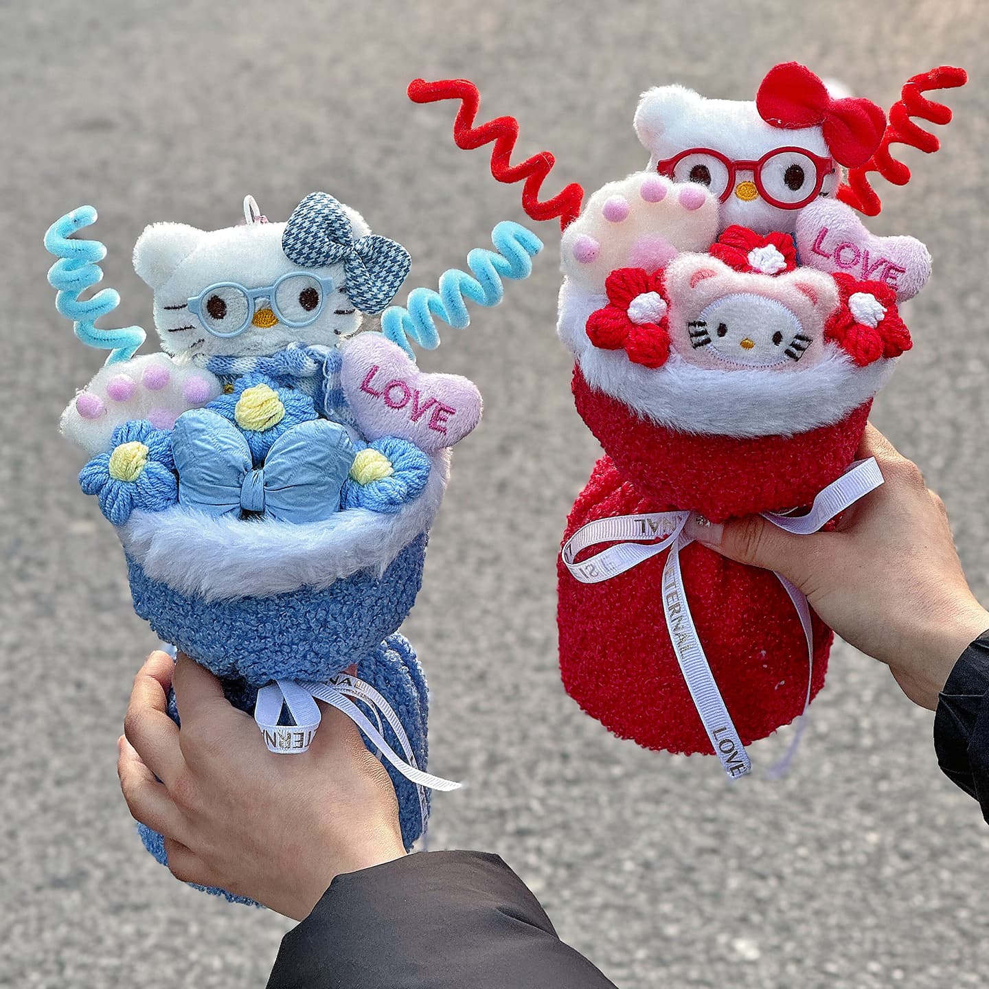 Creative Valentine's Day KT Cat Plush Toy Doll for Women's Day, March 8th Birthday Gift for Bestie Girlfriend Flower Bouquet