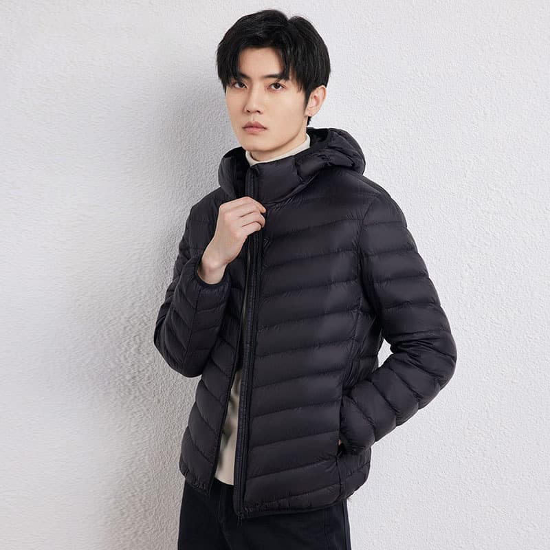 Men's Down Jacket Thin 2024 New Winter 90 White Duck Down Casual Short Fashion Hooded Cold Resistant Jacket Trendy