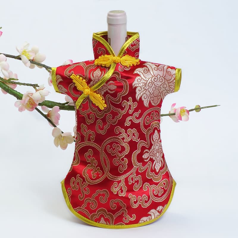 Chinese-Style Clothing Wine Bottle Cover, Cheongsam Retro Silk Satin Ancient Style National Style Red Wine Cover, Brocade Embroidery Hanfu Custom