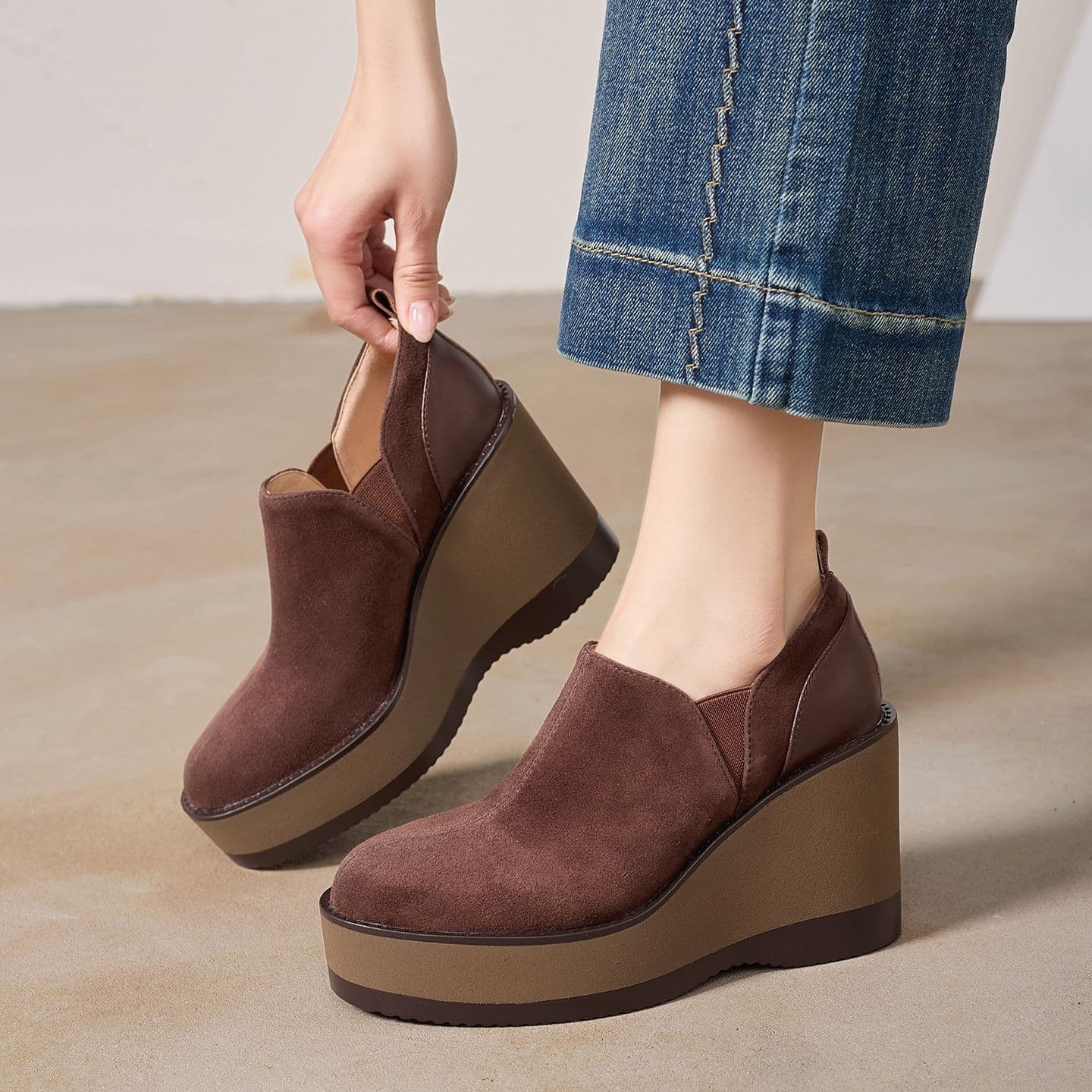 9cm high heels 2026 spring and autumn platform shoes for women thick-soled nubuck leather retro small leather shoes wedge heel deep mouth single shoes