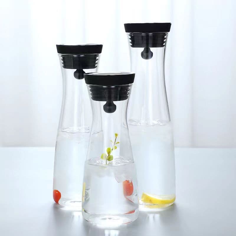 Factory-Produced Japanese Style High Borosilicate Glass Universal Pitcher, High-Capacity and Heat-Resistant for Beverages and Juices