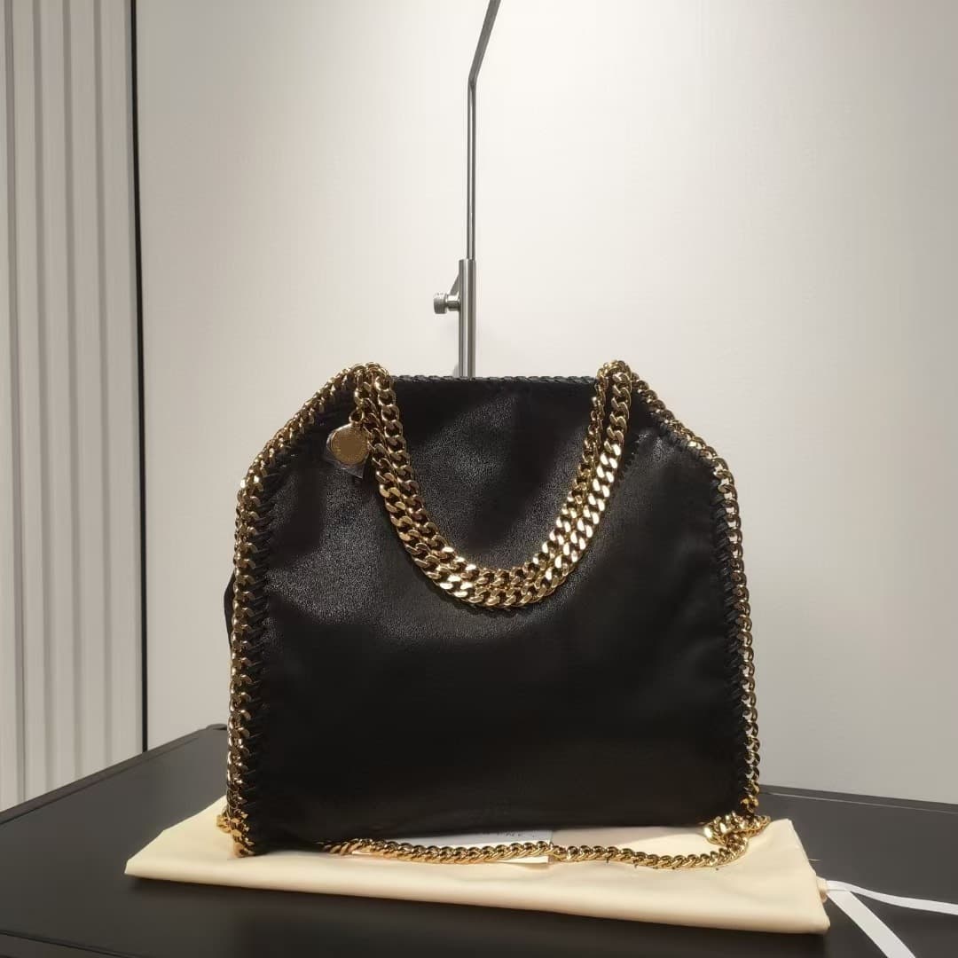Stella McCartney Stylish Commuter Chain Single-Shoulder Crossbody Bag