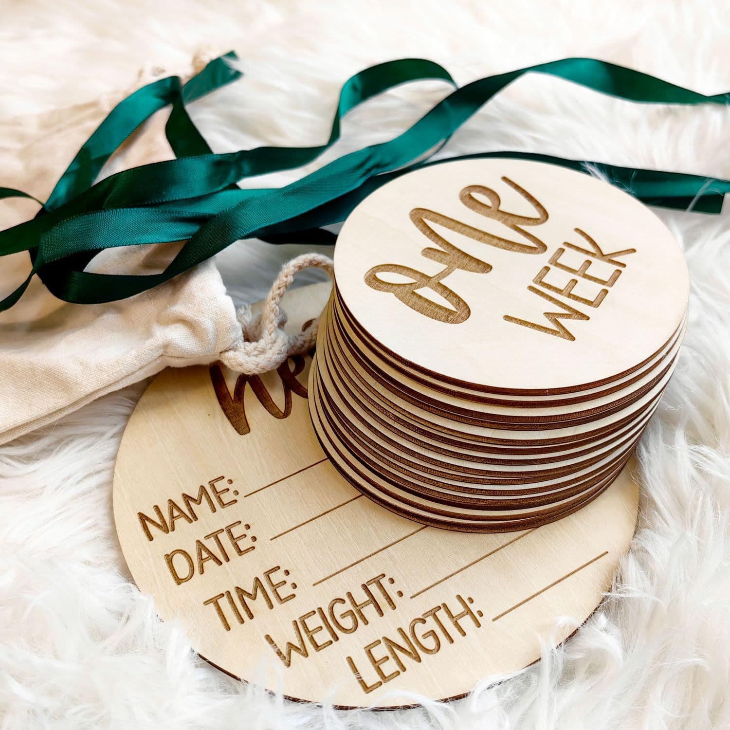 Cross-border supply wooden milestone wood chips baby newborn photo props laser engraving wooden milestone card