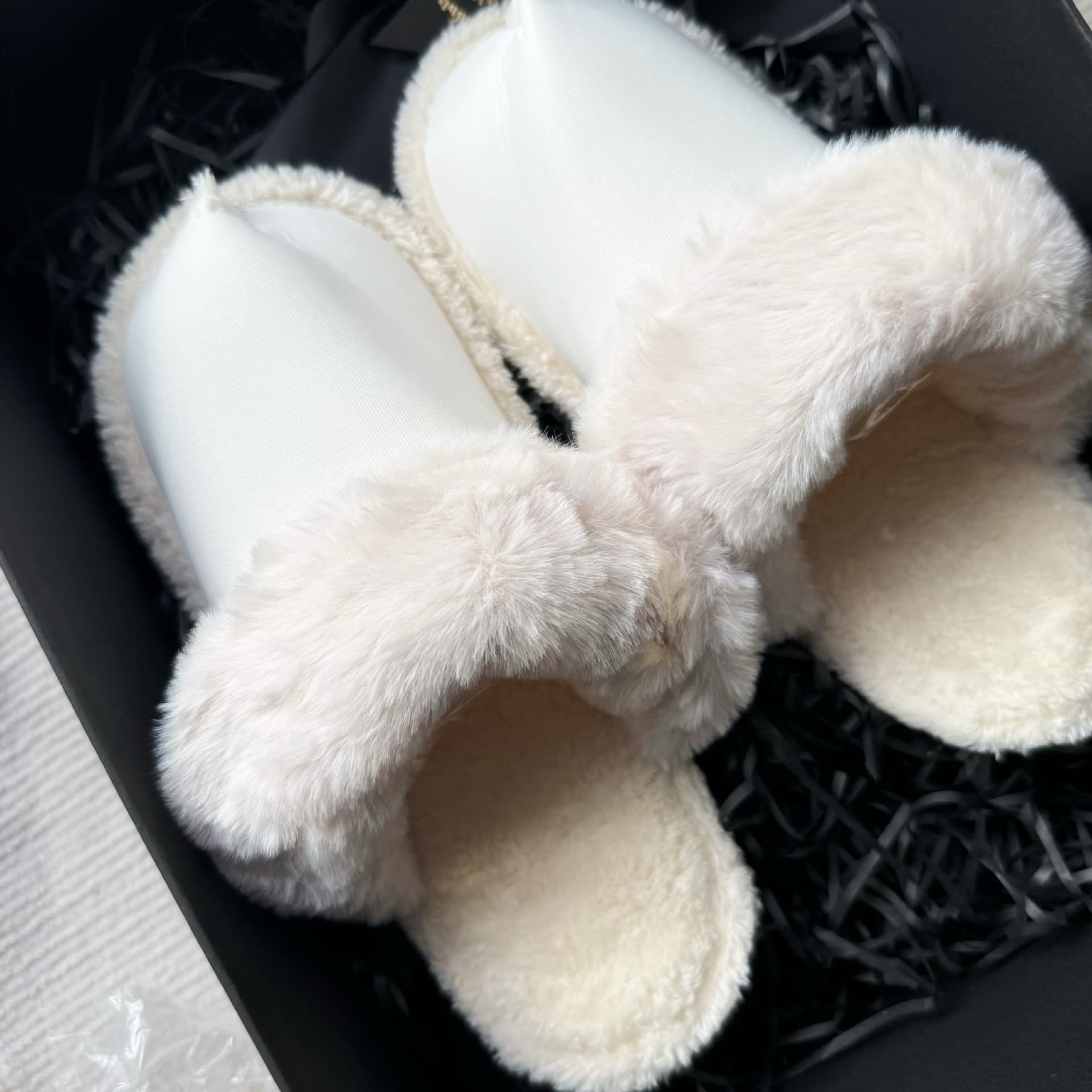 Winter cotton slippers unisex inner lining cold-proof warm cute cartoon thickened plush half-cover shoe inserts couple pairs