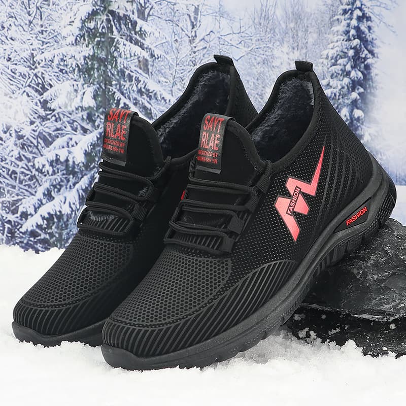 Factory wholesale Old Beijing style men's cotton shoes, fleece-lined and thickened, winter casual shoes, warm snow boots, men's cotton shoes