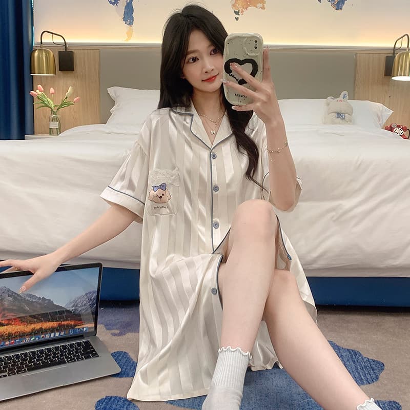 Women's Pajamas: Summer Thin Ice Silk Short-Sleeve Cardigan, Nightdress, Sweet and Pure Desire, Loose Shirt Dress, Loungewear, Suitable for Outdoor Wear
