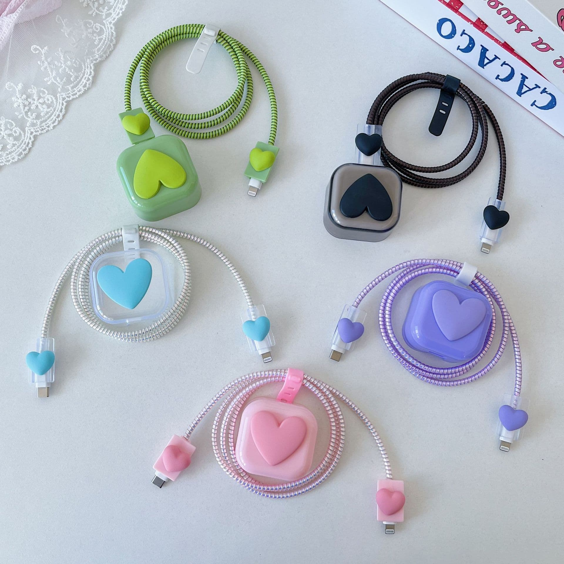 2024 New Heart-Shaped Charging Head Protective Case for Apple 20W UK Standard Fast Charging Head and Data Cable