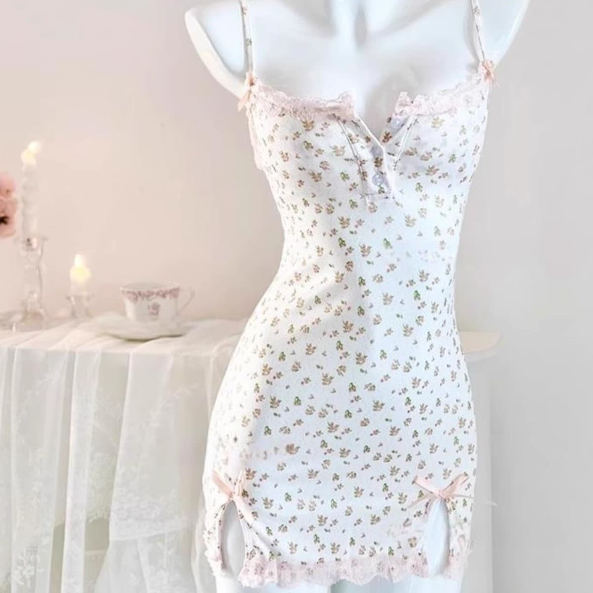 Meiyoujia Sweet Spicy Pure Desire Bodycon Backless Sleep Dress with Padded Bra, Small Floral Print, Slim Fit Tight Short Dress