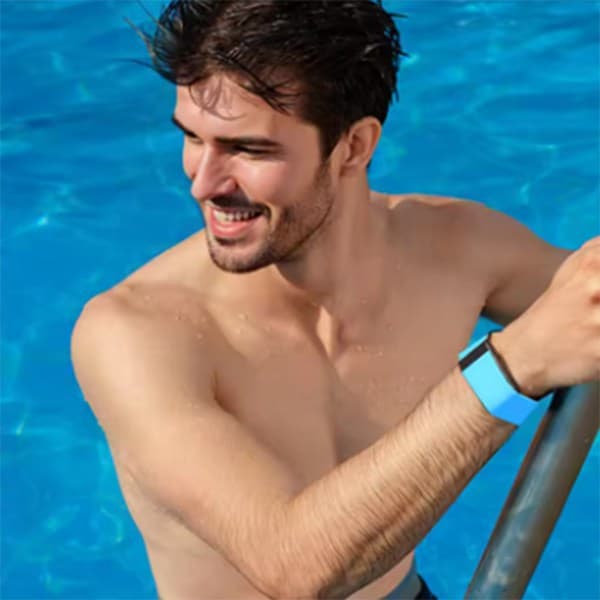 1 Piece Color: Red Material: Waterproof and Quick-Drying Whoop Hydroknit Strap Suitable for Waterproof and Quick-Drying Use