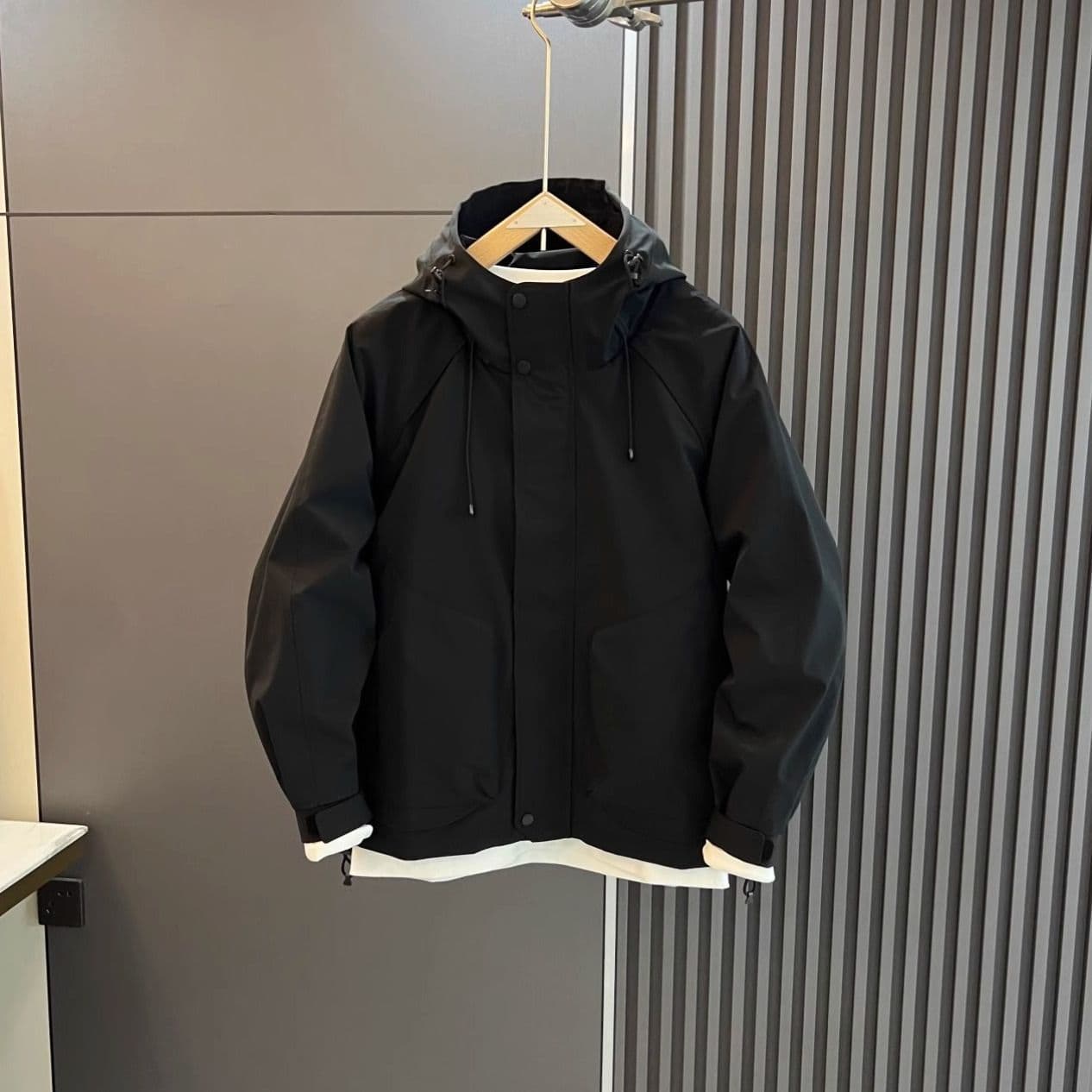 Men's windbreaker jacket, autumn and winter hooded coat, fashionable new loose-fitting trendy casual men's outerwear