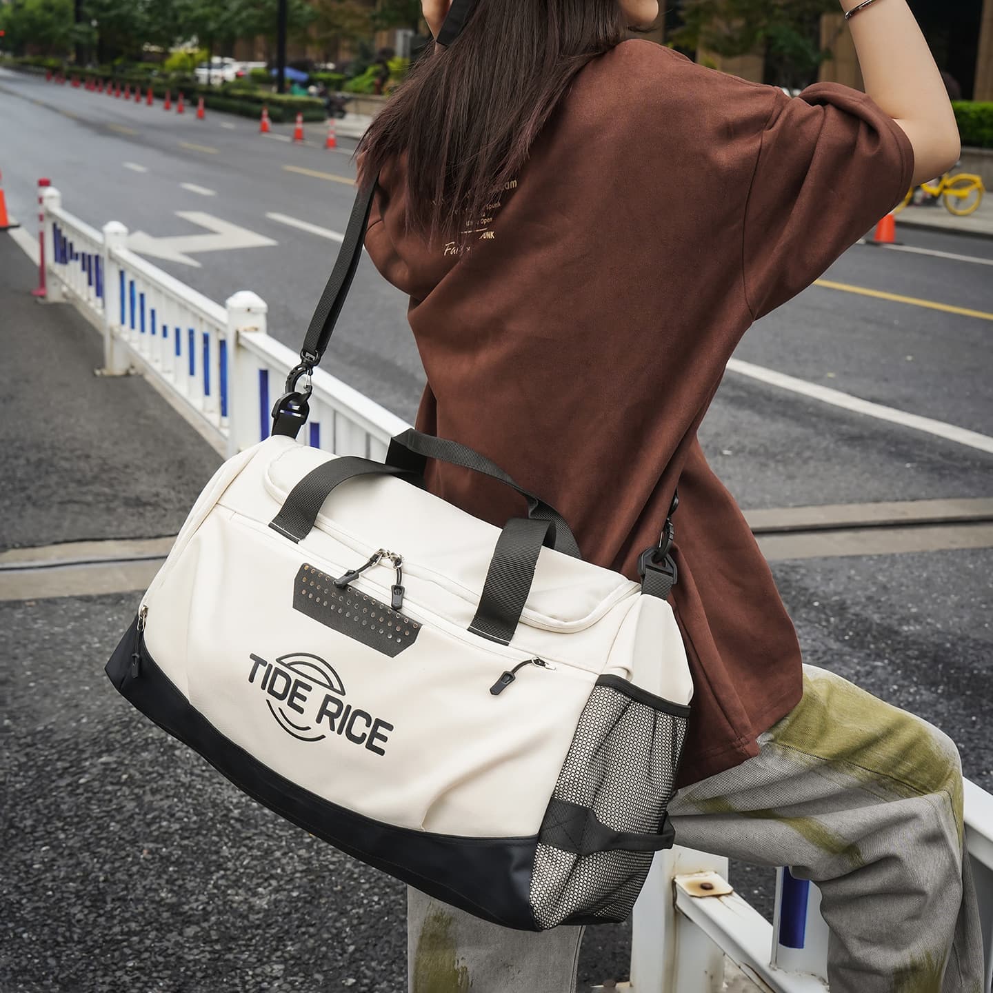 Casual Sports Gym Bag Luggage Bag Men Women Wet Dry Separation Training Bag Large Capacity Handheld Short Trip Travel Bag Trendy