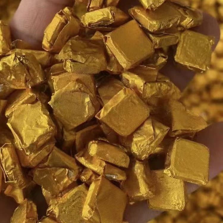 Gold foil-wrapped candy Pu-erh tea paste small green tangerine tea leaves black sesame ball packaging aluminum foil handmade