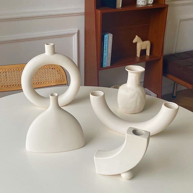 Crescent moon plastic vase ornaments entrance TV cabinet decorations ins wabi-sabi style niche living room flower arrangement