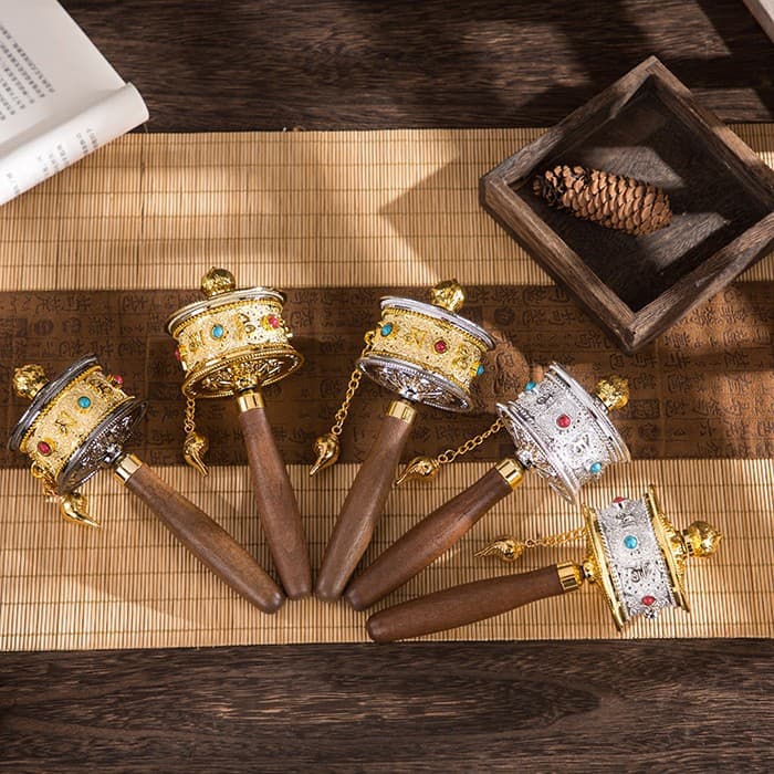 Handheld Tibetan-style Mani Wheel with Six-Syllable Mantra, Pure Brass Hand-spun Golden Prayer Wheel for Home Use
