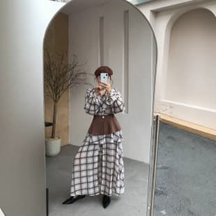 2026 Autumn New Tea Brown Plaid Gentle Vintage Breathable Blouse Waist-Slimming Skirt Set