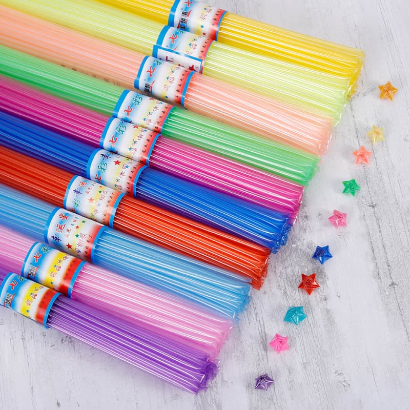 Lucky star straws, hand-folded star tubes, luminous tubes, plastic thin tubes, colored tubes, plastic tubes, stacked star tubes