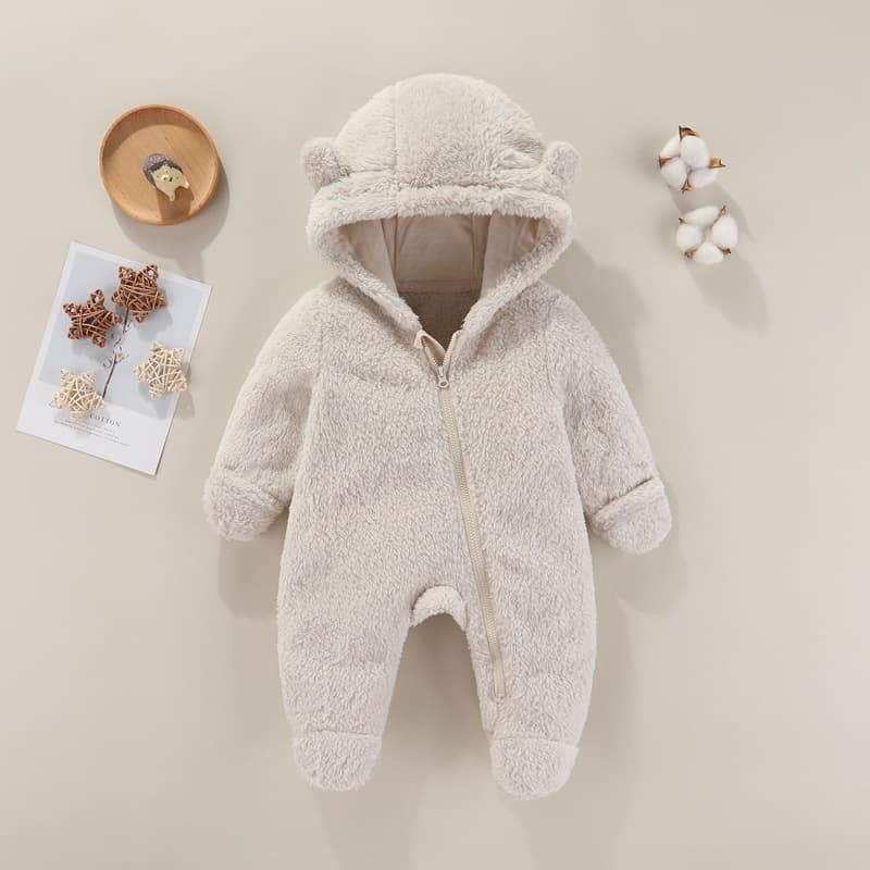 Baby jumpsuit autumn and winter thickened and warm newborn baby clothes baby velvet pajamas short-sleeved going out