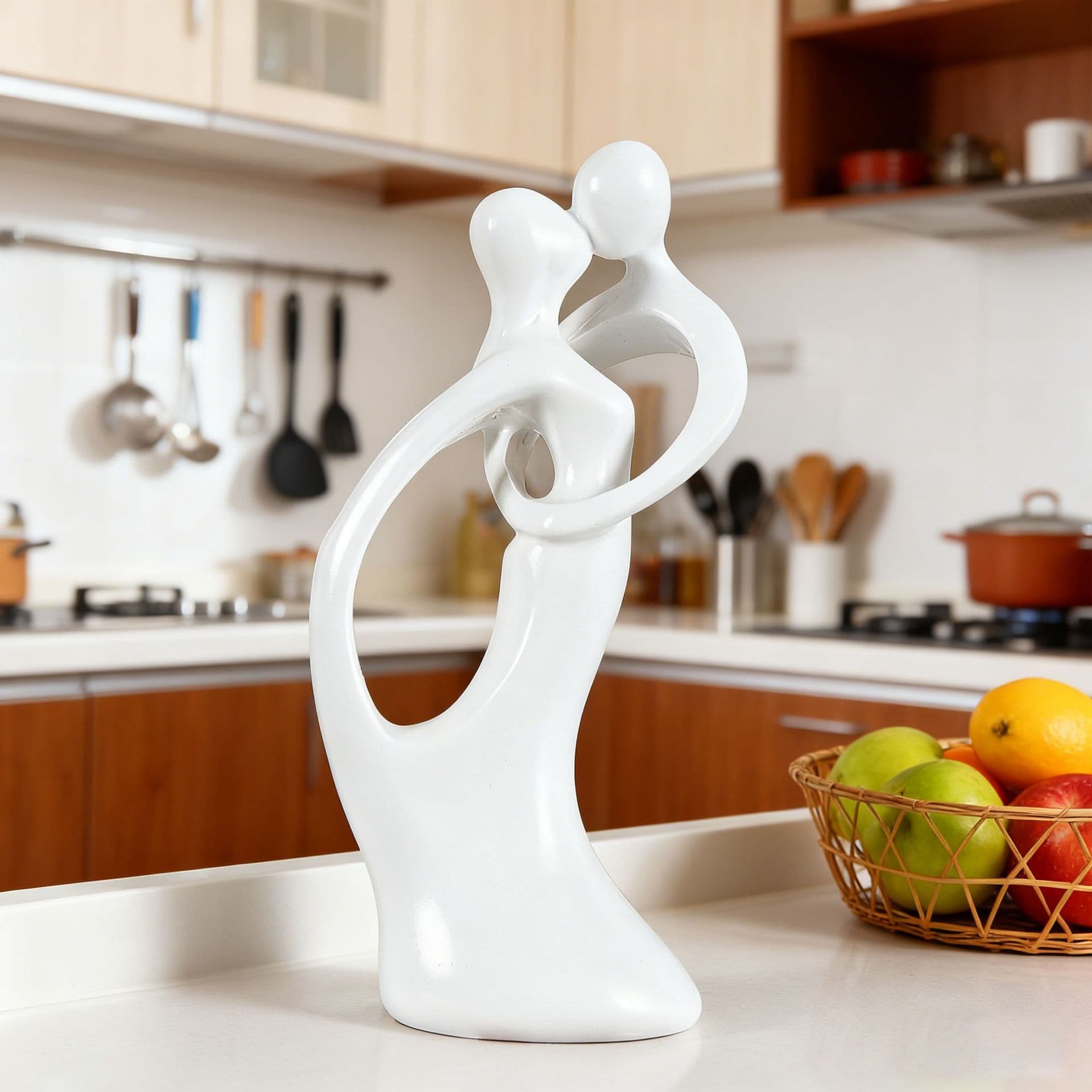 Cross-border hot style creative modern simple abstract couple character ornaments living room wine cabinet home accessories Valentine's Day