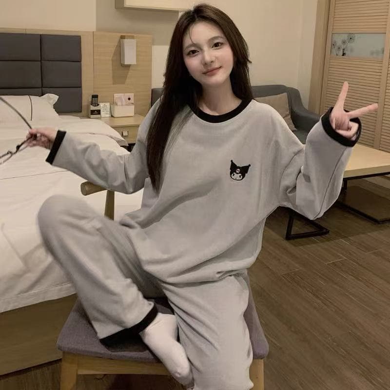 Contrast Color Round Neck Thermal Pajama Set for Women, Spring/Autumn Long Sleeve and Long Pants, Loose Casual Winter Cartoon Embroidered Loungewear
