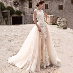 New Export Strapless Wedding Dress, Detachable Tulle, White Strapless Ball Gown, Trailing Wedding Dress, European-American Style
