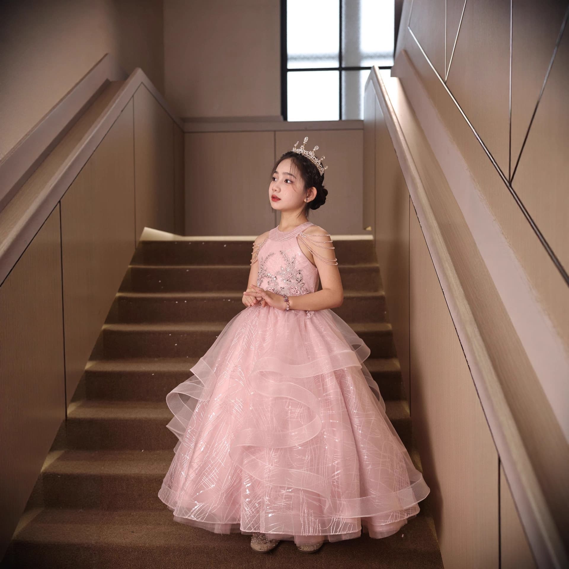 Children's dress girl's birthday princess dress flower girl dress light luxury niche children's host piano performance pink